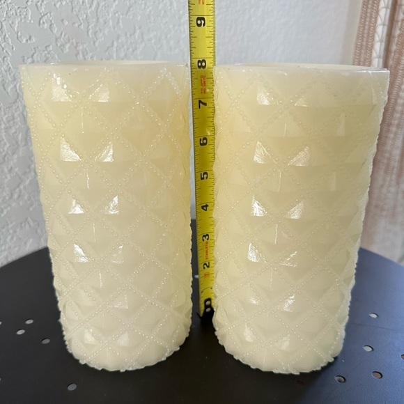 Pair of Ivory Decorative Flameless Candles - Picture 2 of 5